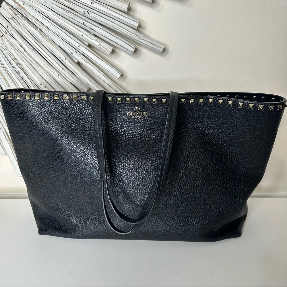 VALENTINO ROCKSTUD TOTE - Picture 1 of 11